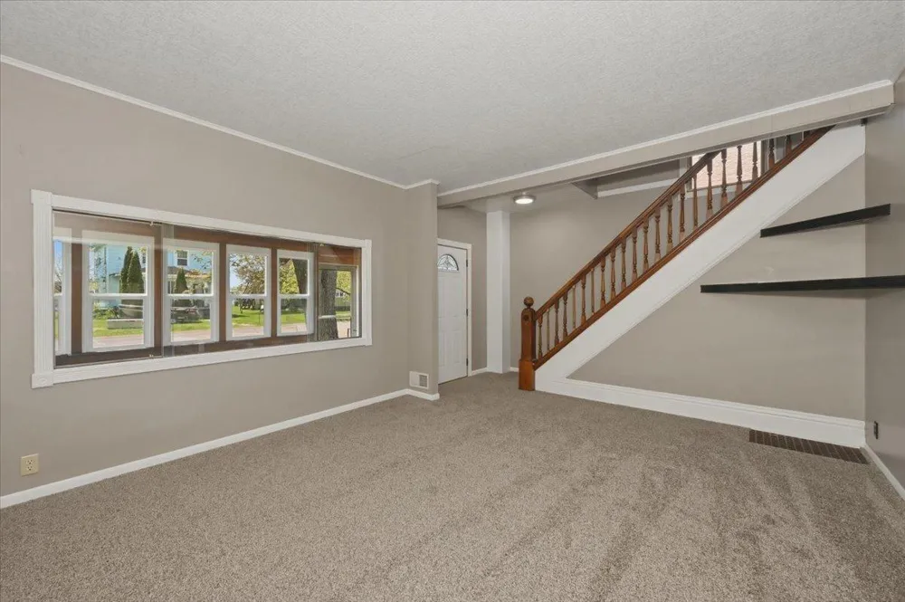 5319 E 3rd Street Superior, WI 54880