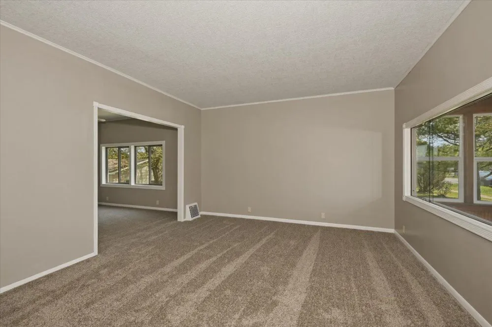 5319 E 3rd Street Superior, WI 54880