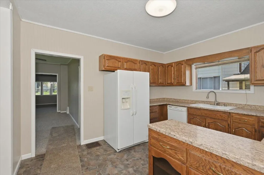 5319 E 3rd Street Superior, WI 54880