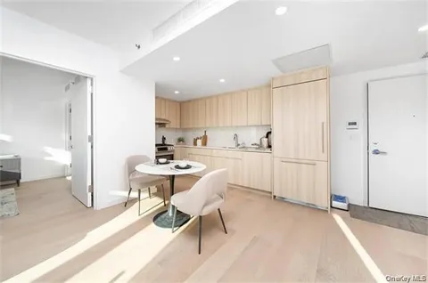 3371 Prince Street #6D