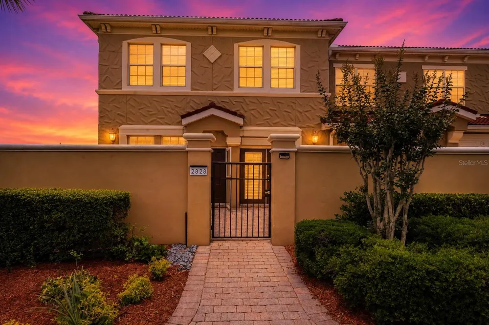 2828 BELLA VISTA DRIVE Davenport, FL 33897