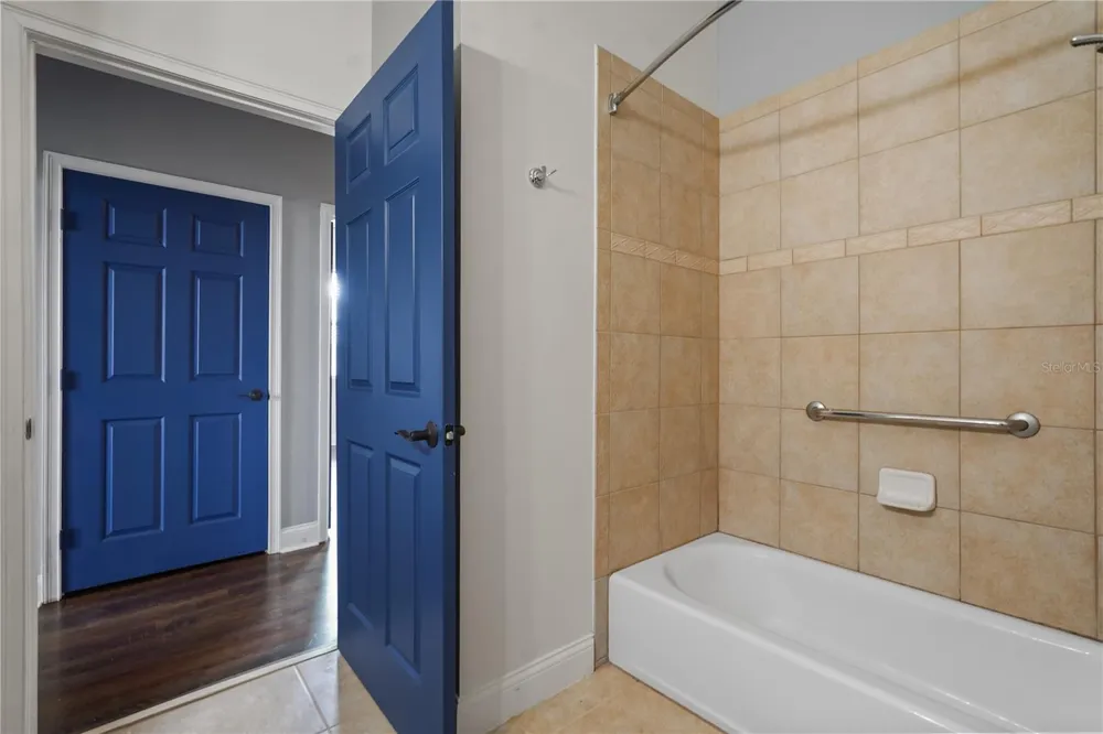 2828 BELLA VISTA DRIVE Davenport, FL 33897
