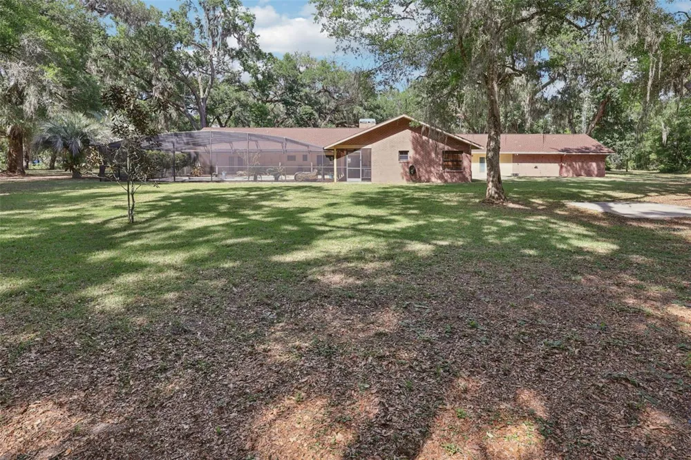 2685 CR 564 Bushnell, FL 33513