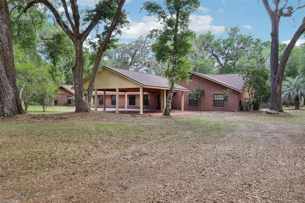 2685 CR 564 Bushnell, FL 33513