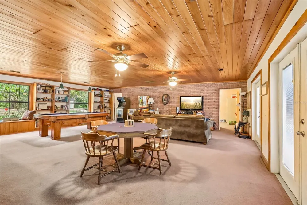 2685 CR 564 Bushnell, FL 33513