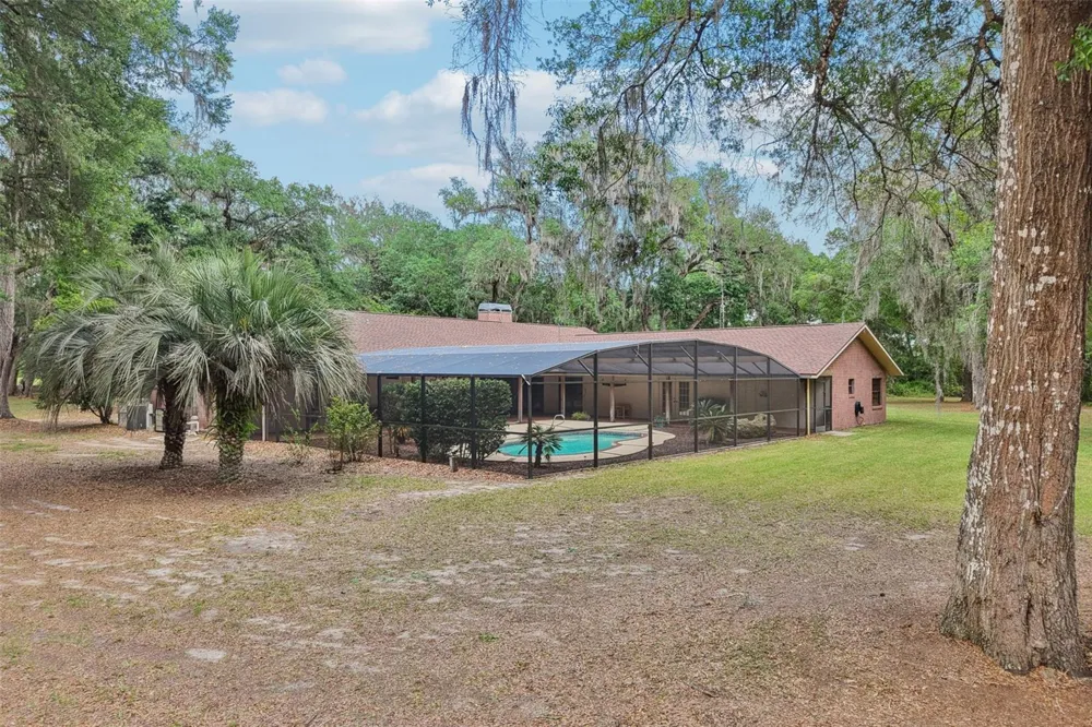 2685 CR 564 Bushnell, FL 33513