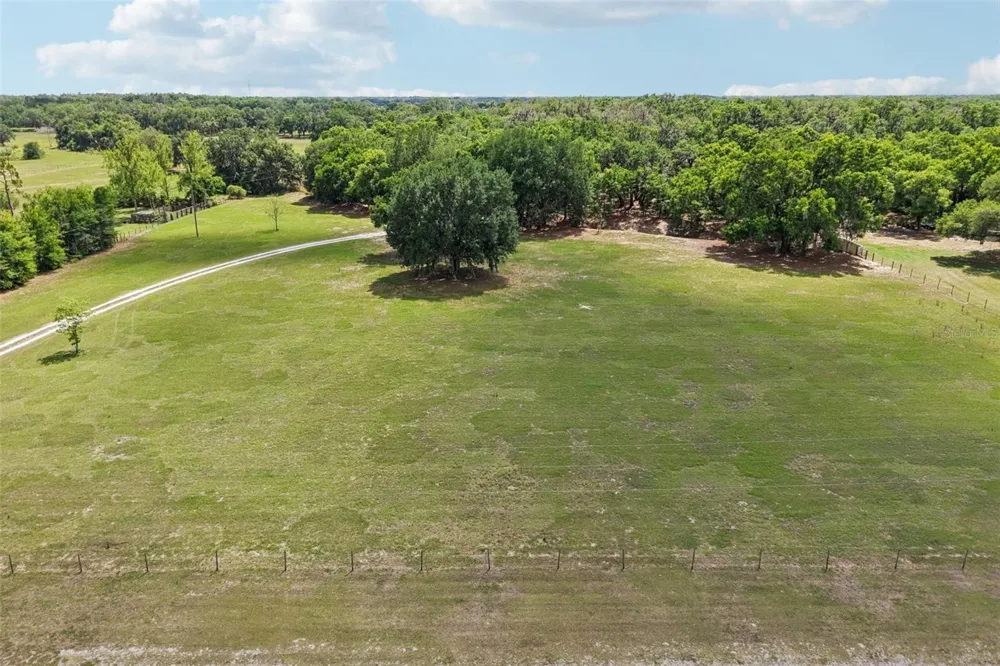 2685 CR 564 Bushnell, FL 33513