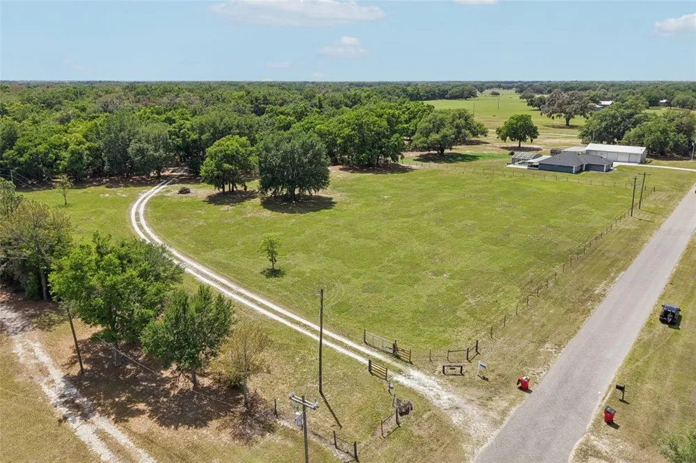 2685 CR 564 Bushnell, FL 33513