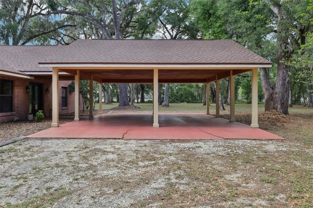 2685 CR 564 Bushnell, FL 33513