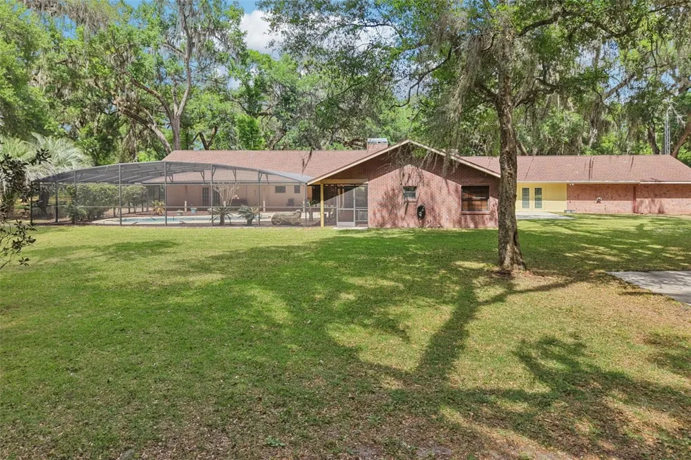 2685 CR 564 Bushnell, FL 33513