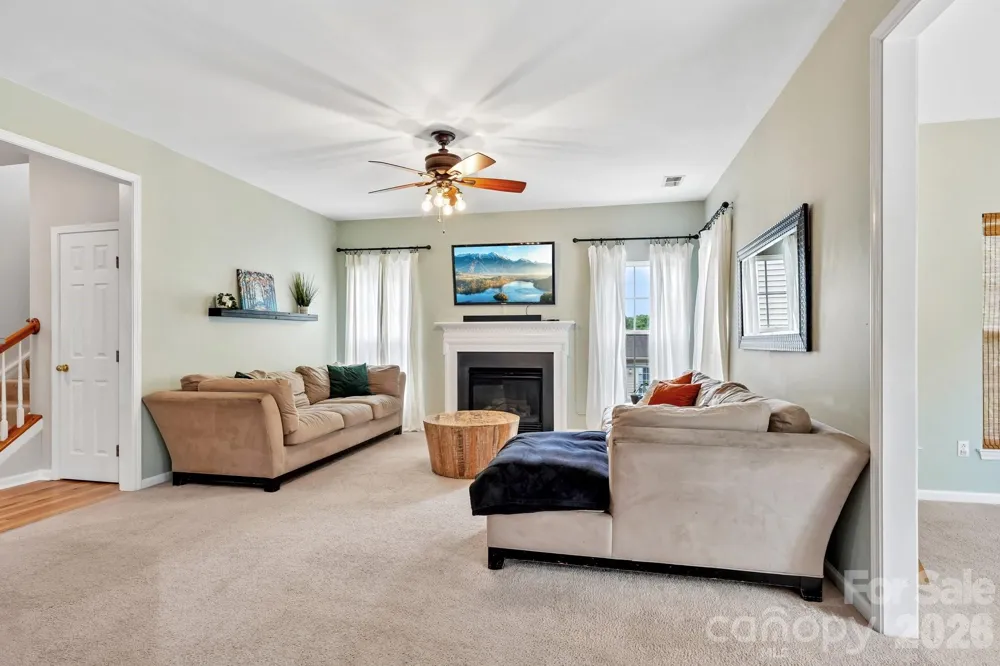 1038 Pepperwood Place Lake Wylie, SC 29710