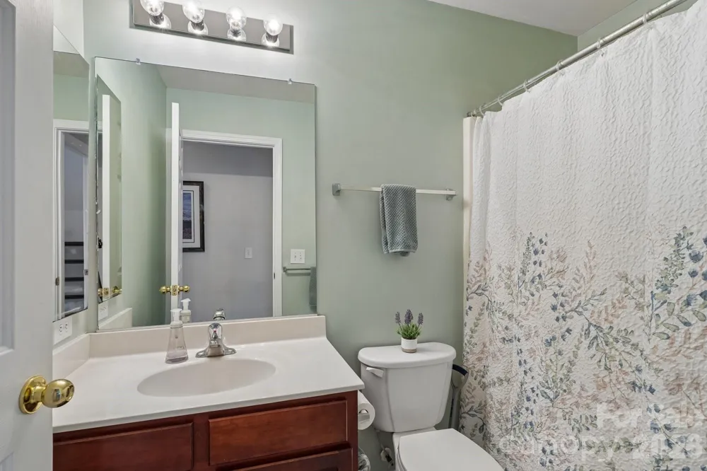 1038 Pepperwood Place Lake Wylie, SC 29710