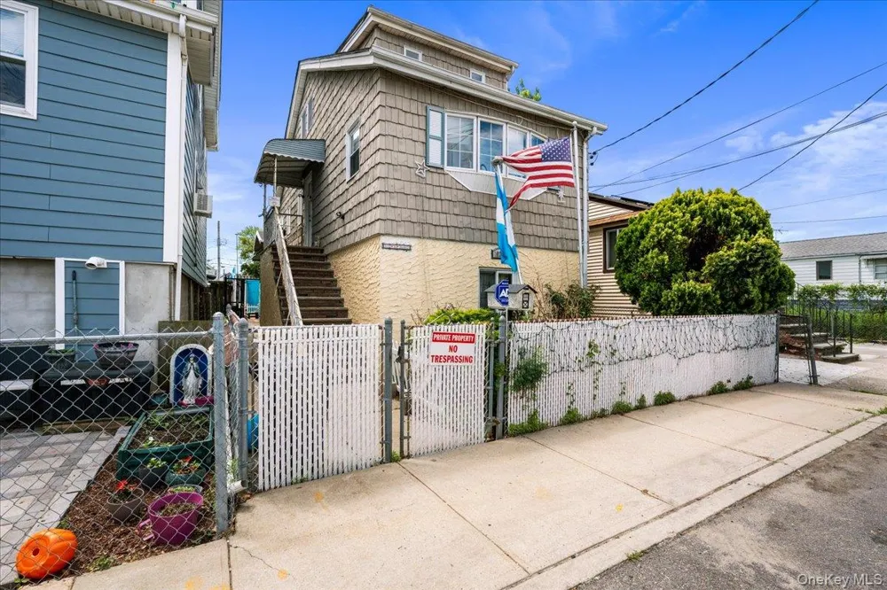 10216 164th Road Howard Beach, NY 11414