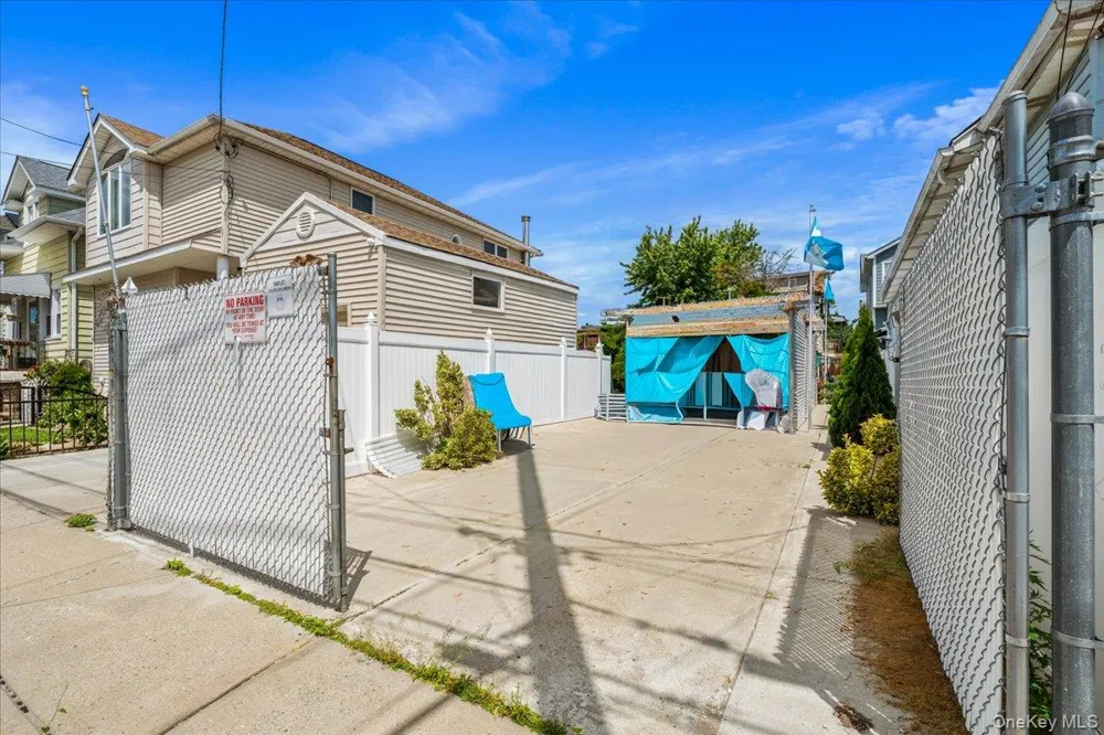 10216 164th Road Howard Beach, NY 11414