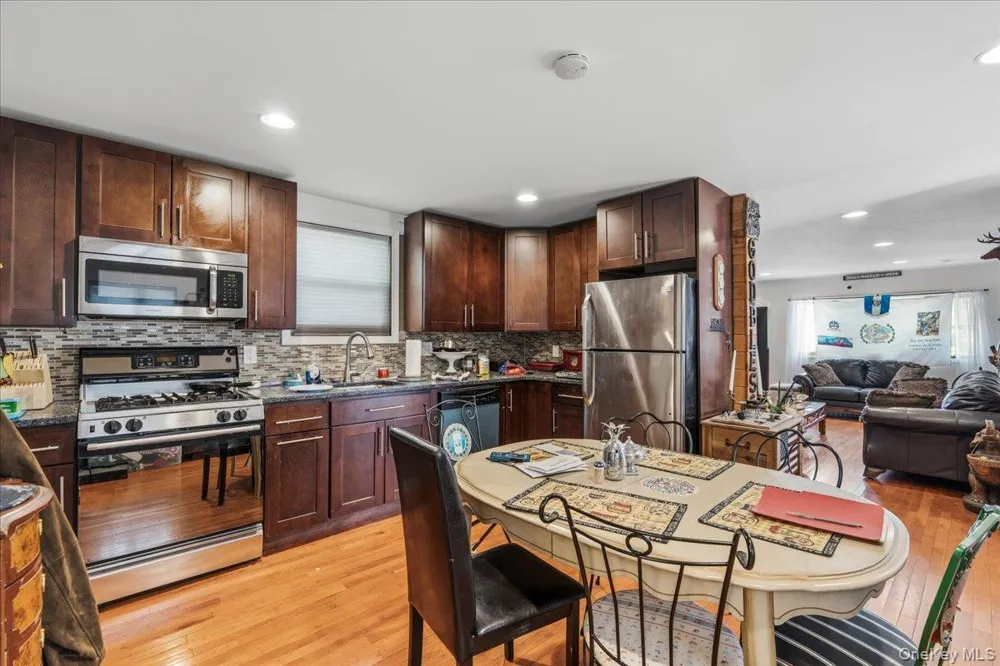 10216 164th Road Howard Beach, NY 11414