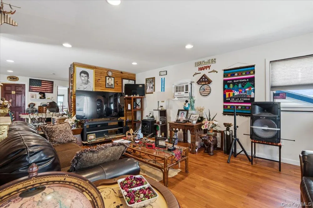 10216 164th Road Howard Beach, NY 11414