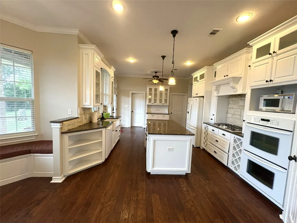 1170 Brazos Loop Gholson, TX 76705