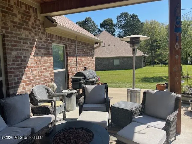 1018 Fairway Cove Mccomb, MS 39648