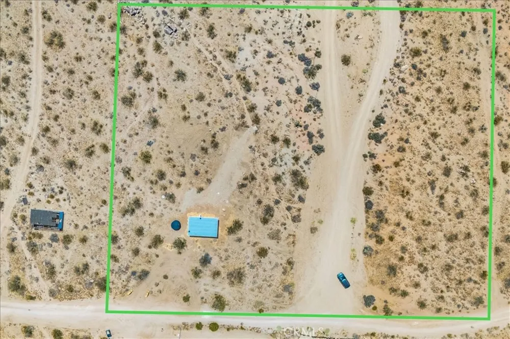 777 Quail Bush Road Landers, CA 92285