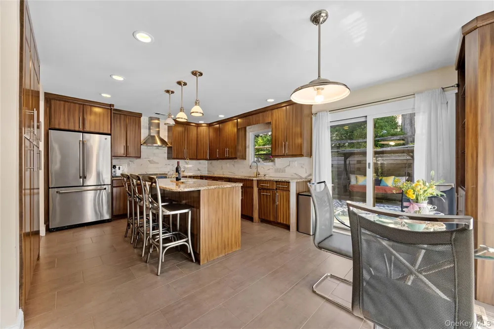 246 Hamlet Drive Jericho, NY 11753