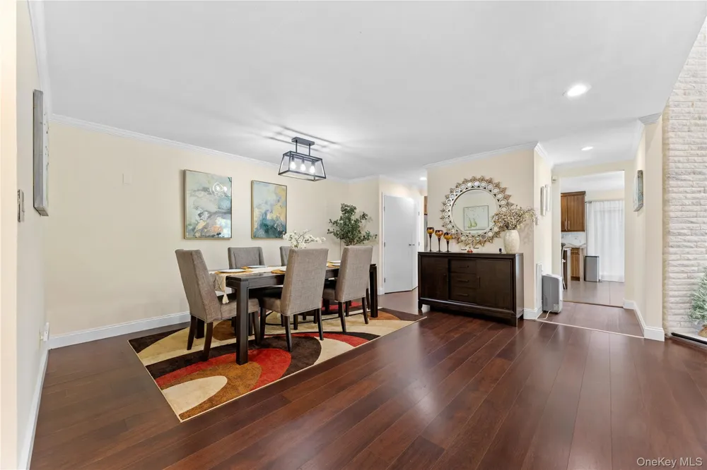 246 Hamlet Drive Jericho, NY 11753