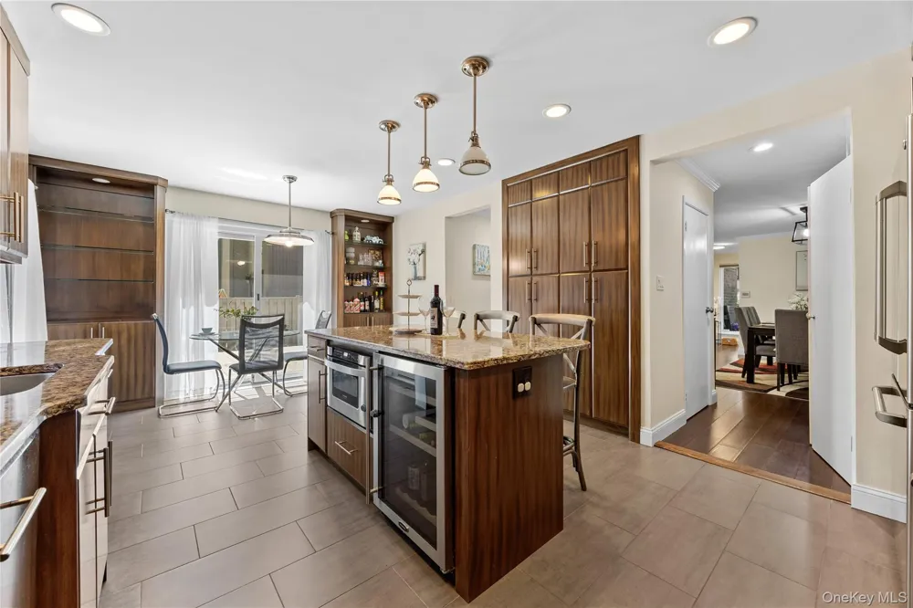 246 Hamlet Drive Jericho, NY 11753