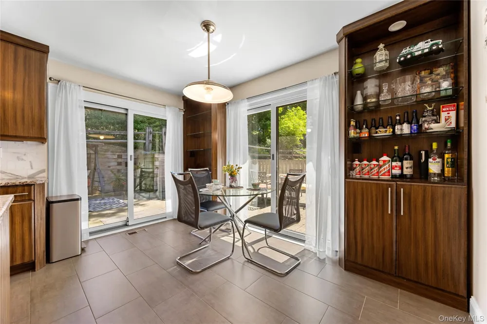246 Hamlet Drive Jericho, NY 11753