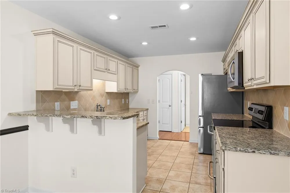 1595 Langdon Village Drive Clemmons, NC 27012