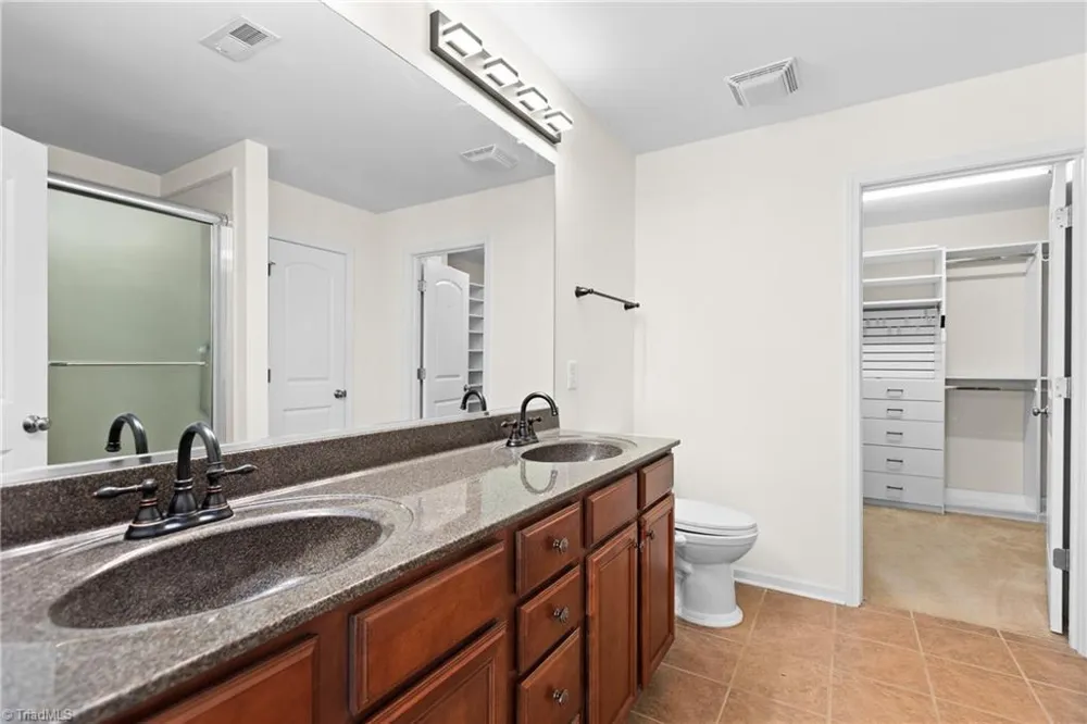 1595 Langdon Village Drive Clemmons, NC 27012