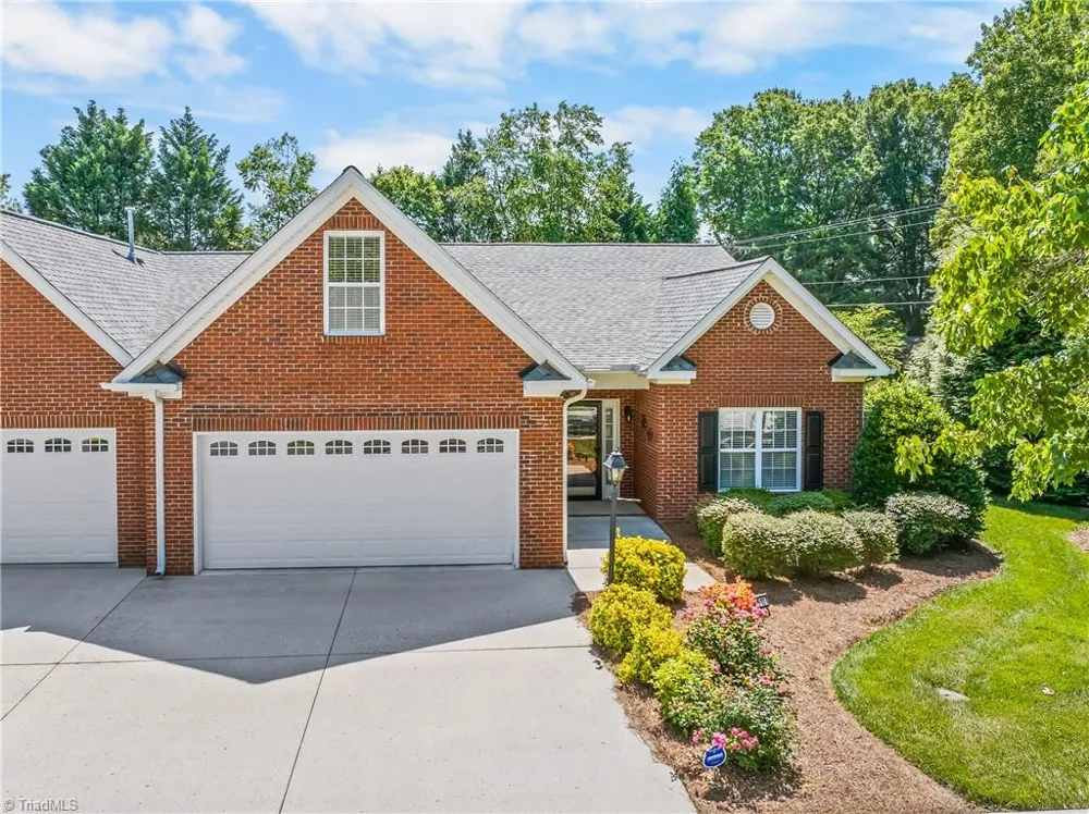 1595 Langdon Village Drive Clemmons, NC 27012