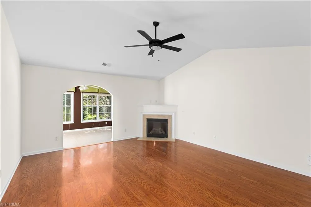 1595 Langdon Village Drive Clemmons, NC 27012