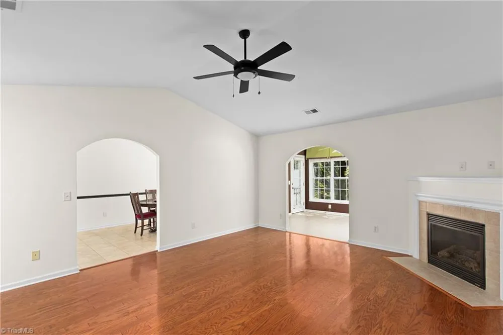 1595 Langdon Village Drive Clemmons, NC 27012