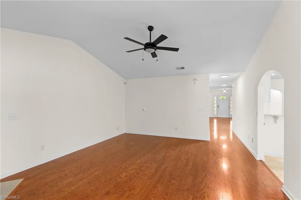1595 Langdon Village Drive Clemmons, NC 27012