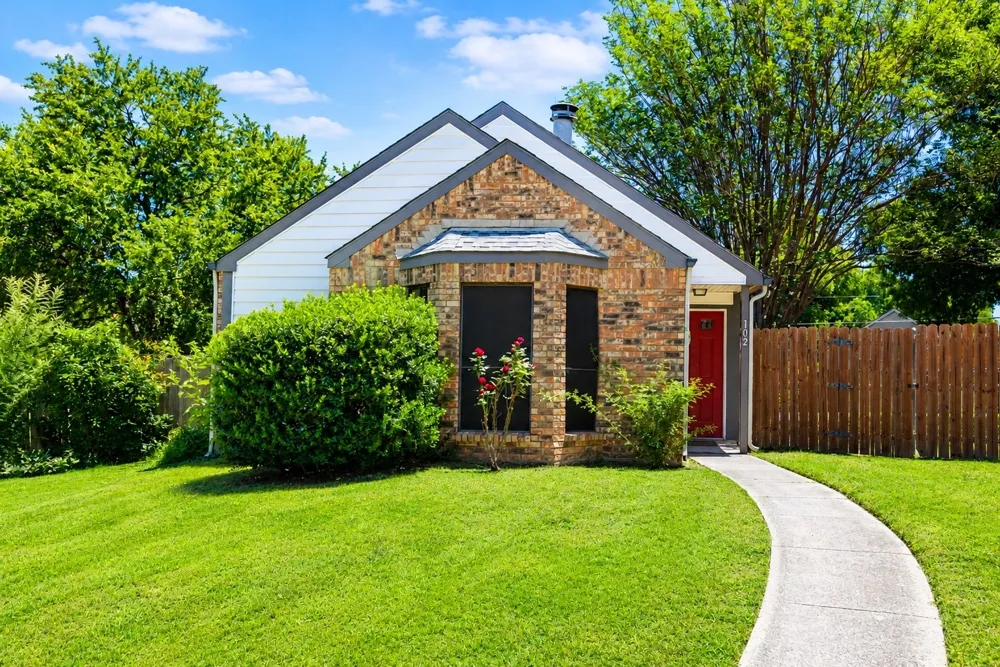 102 Pinyon Lane