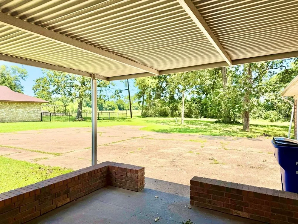 307 Trailwood Drive Crockett, TX 75835