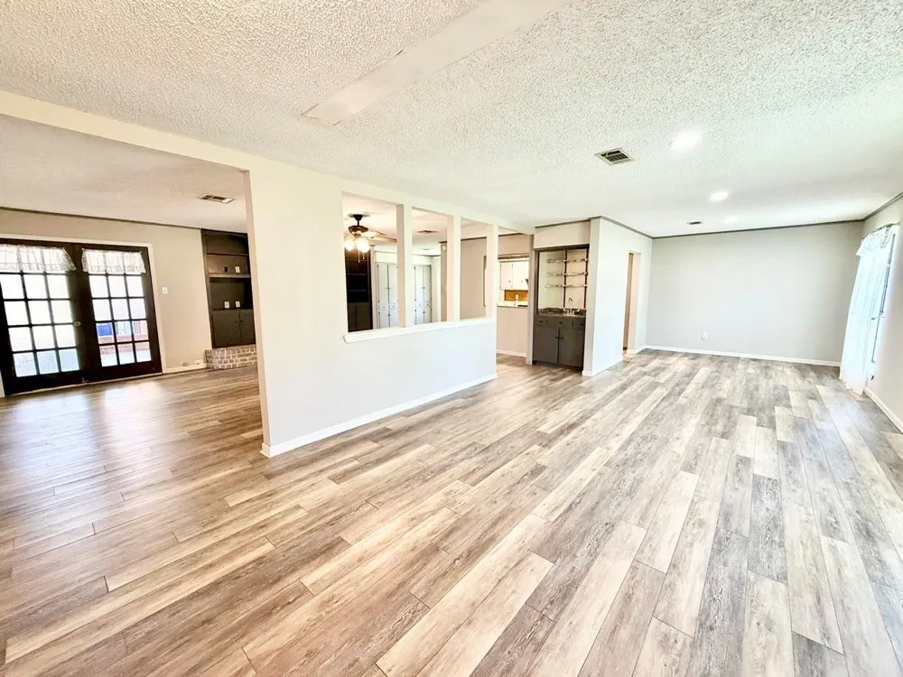 307 Trailwood Drive Crockett, TX 75835