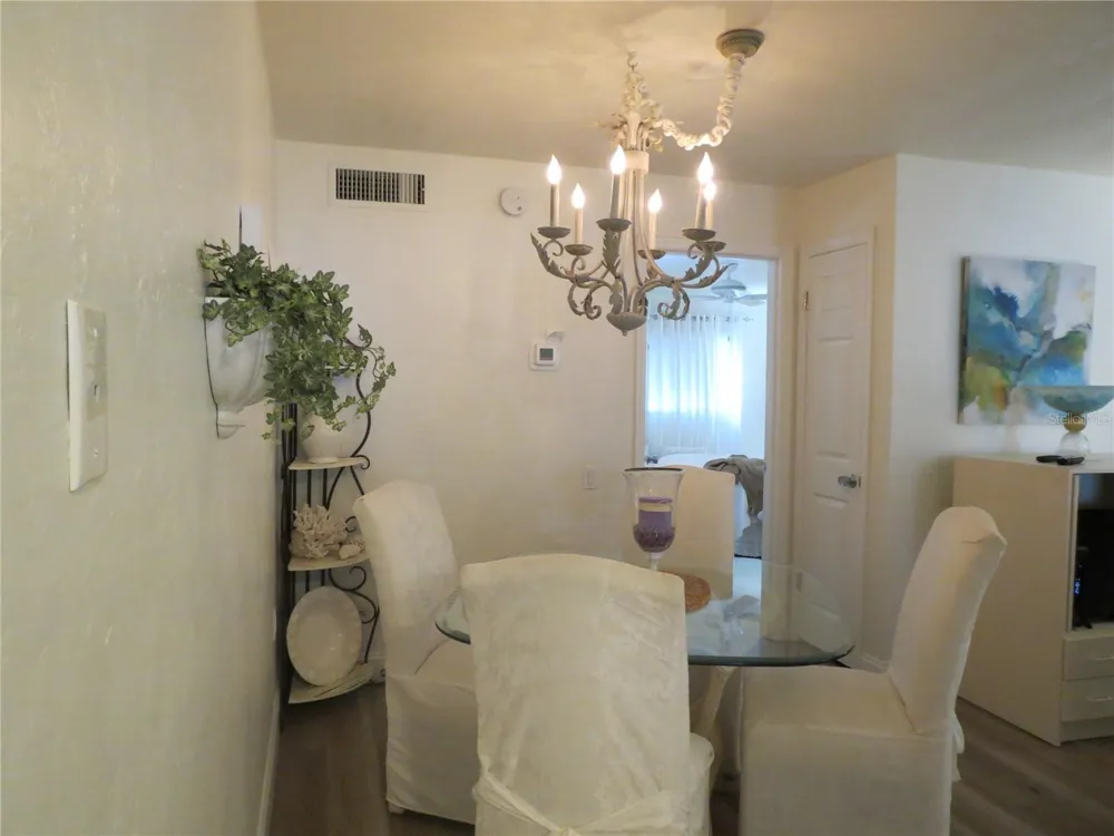 615 S PALM AVENUE #4 Sarasota, FL 34236