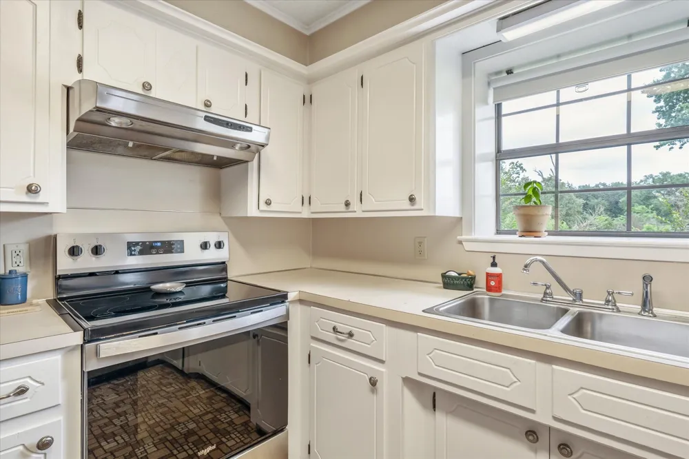 881 VZ County Road 4605 Ben Wheeler, TX 75754