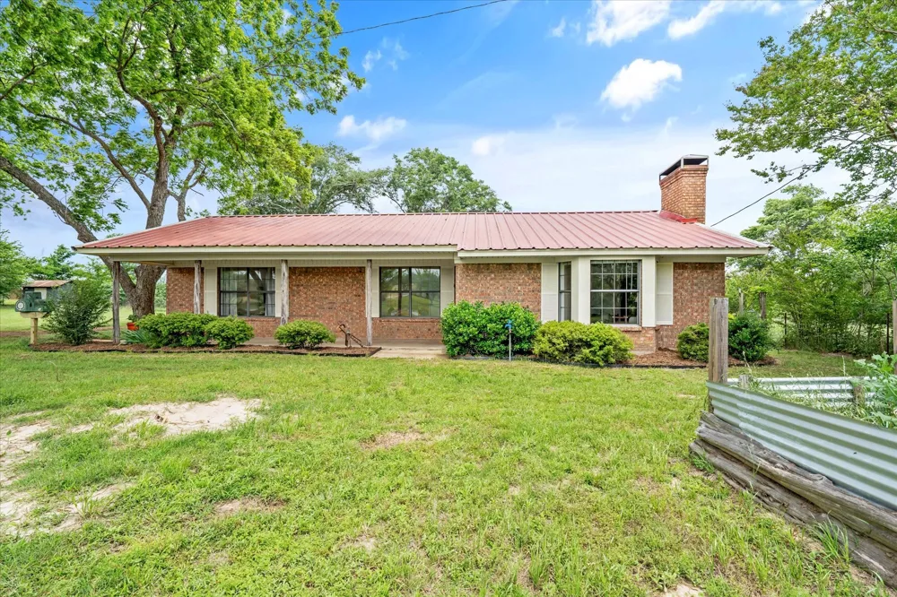 881 VZ County Road 4605 Ben Wheeler, TX 75754