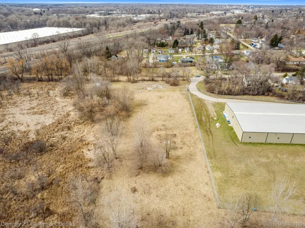 1139 S Dettman Road Leoni Township, MI 49203