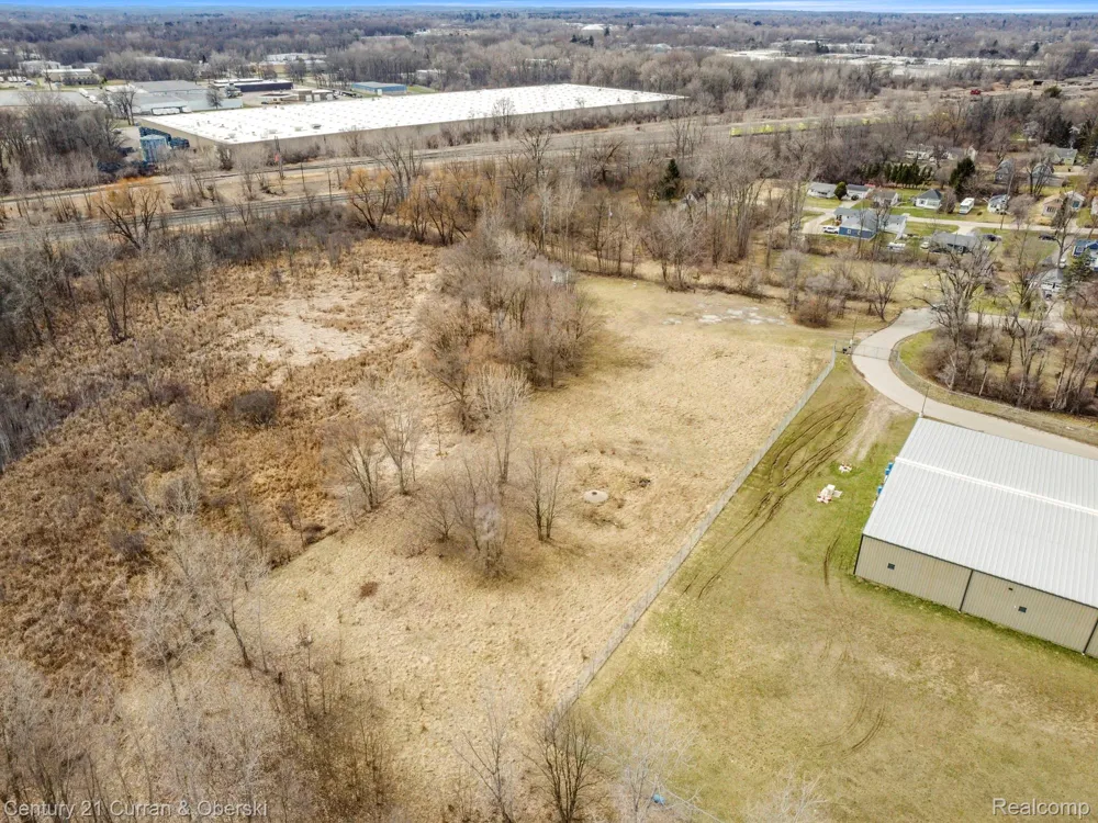 1139 S Dettman Road Leoni Township, MI 49203
