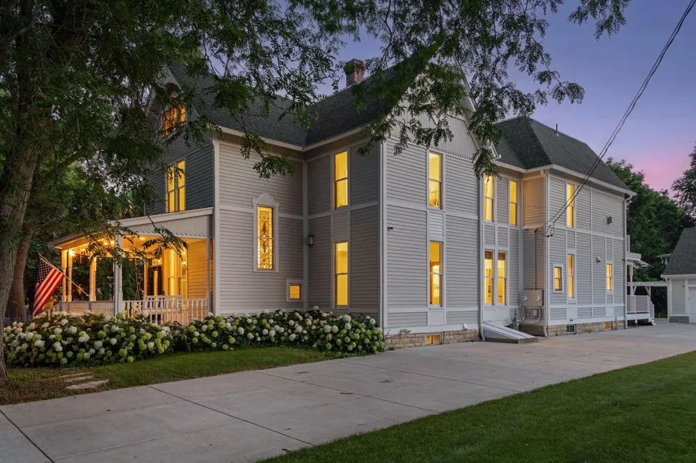 206 5th Street S Stillwater, MN 55082