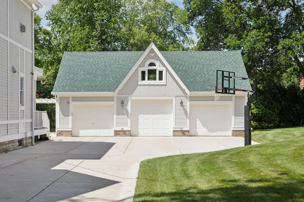 206 5th Street S Stillwater, MN 55082