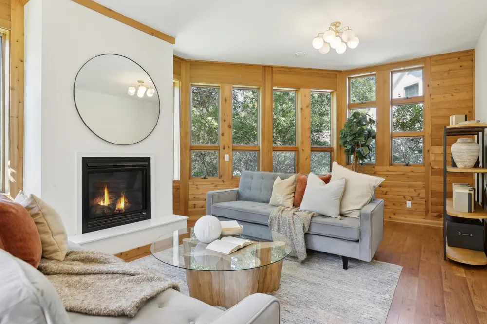 206 5th Street S Stillwater, MN 55082