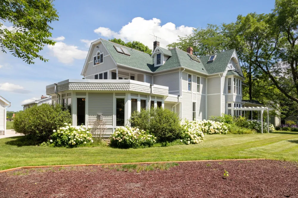 206 5th Street S Stillwater, MN 55082