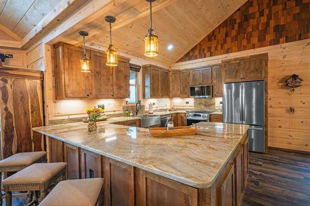 193 Pontoosuc Drive Mineral Bluff, GA 30559