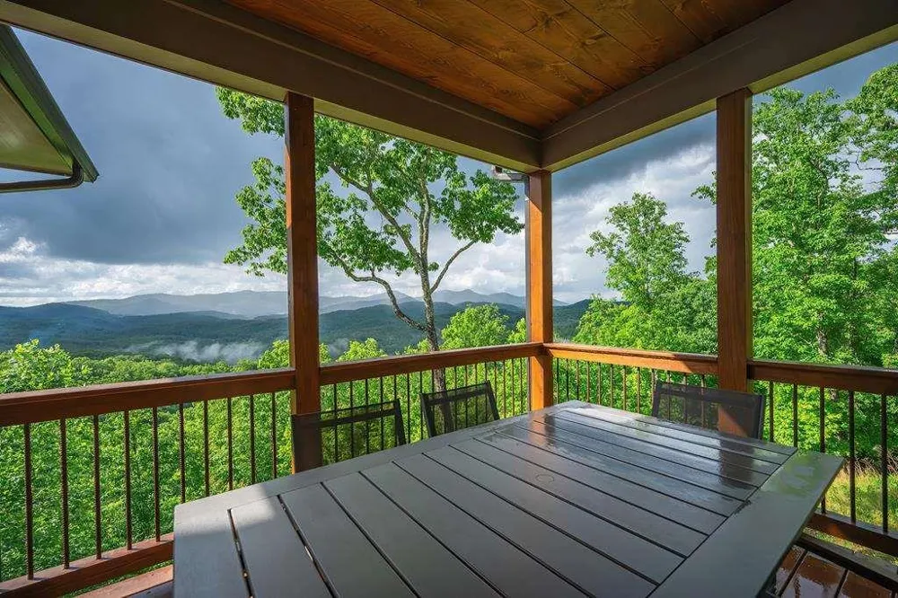 193 Pontoosuc Drive Mineral Bluff, GA 30559
