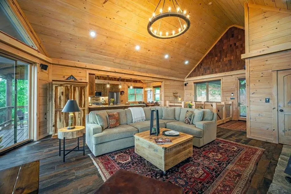 193 Pontoosuc Drive Mineral Bluff, GA 30559