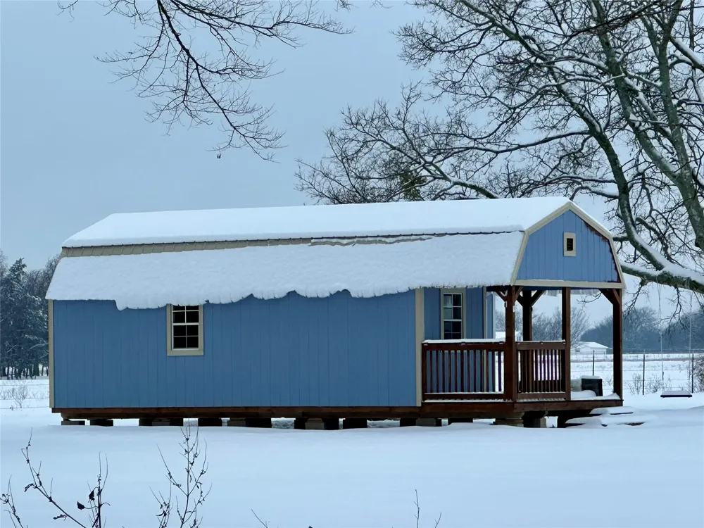 652 County Road 2850 Honey Grove, TX 75446