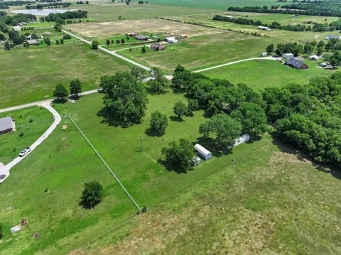 652 County Road 2850